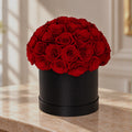 Forever Roses – Round Gift Box