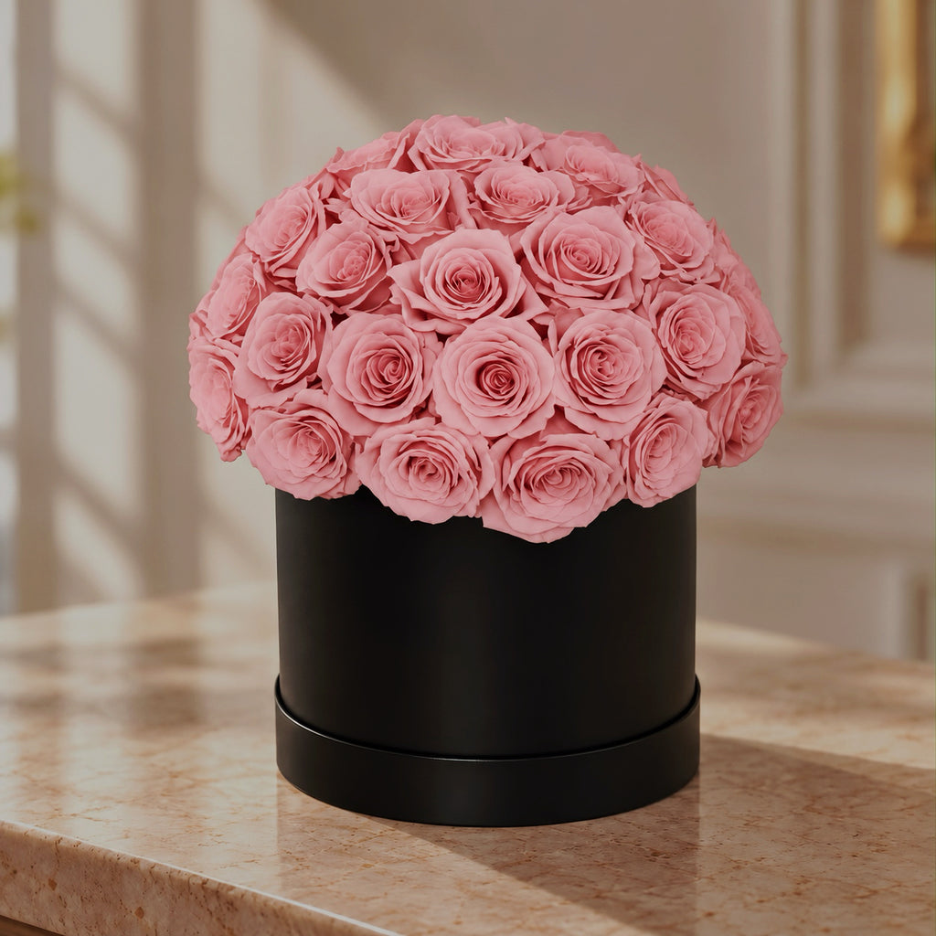 Forever Roses – Round Gift Box – Pink